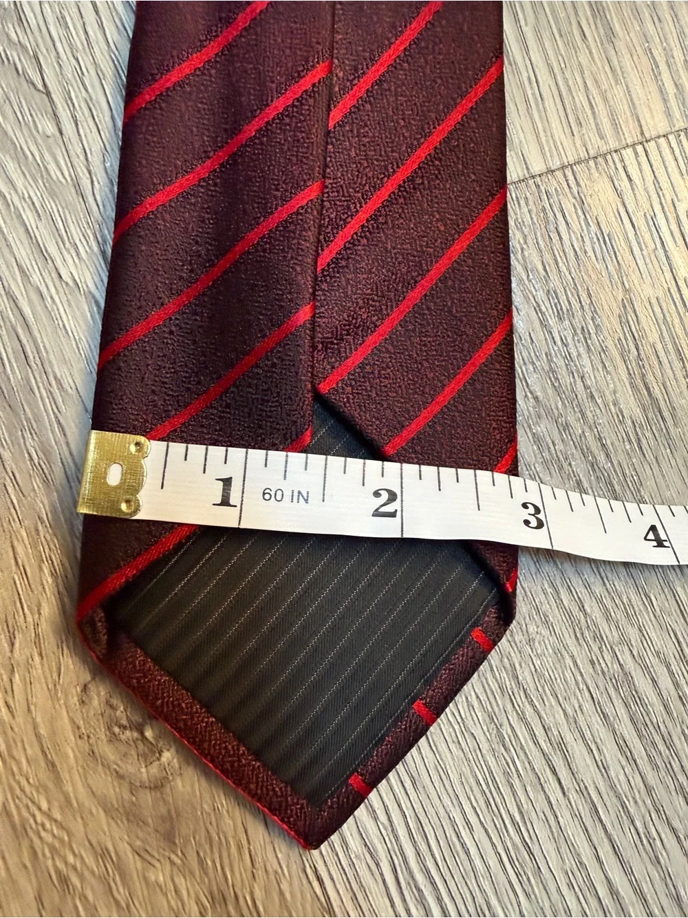 Alfani black red